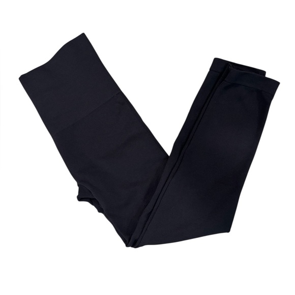 Spanx Look At Me Now capri leggings size Medium - Picture 2 of 8